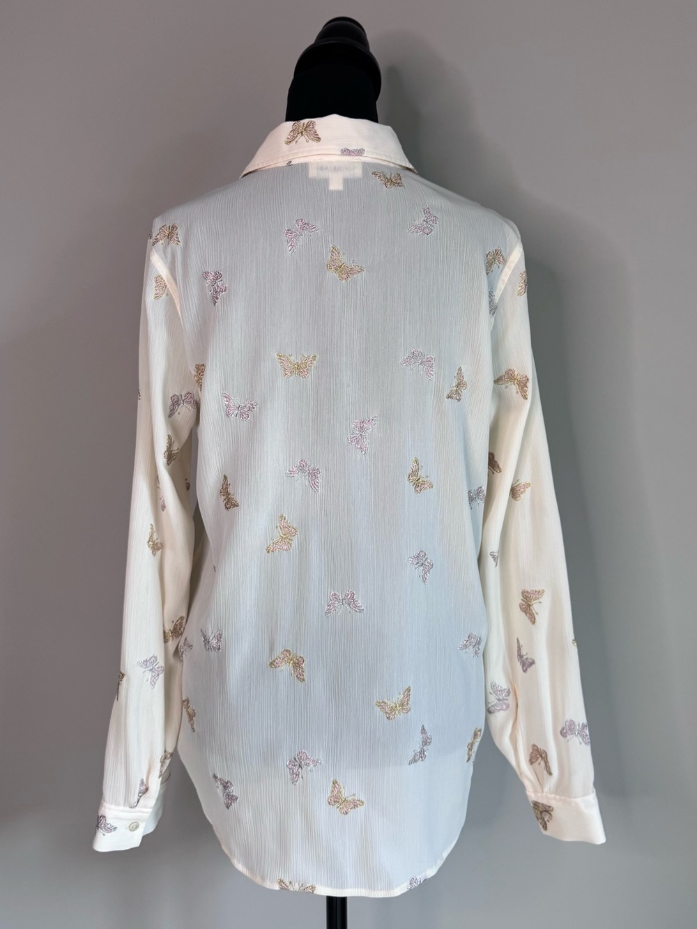 L'AGENCE
LAURENT EMBROIDERED BLOUSE - MULTI BUTTERFLY - Picture 9 of 10